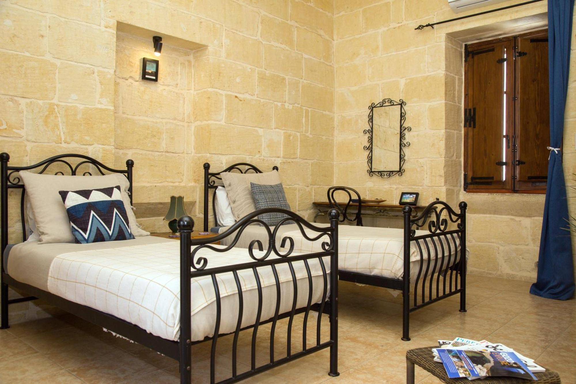Xagħra A La Maison B&B المظهر الخارجي الصورة