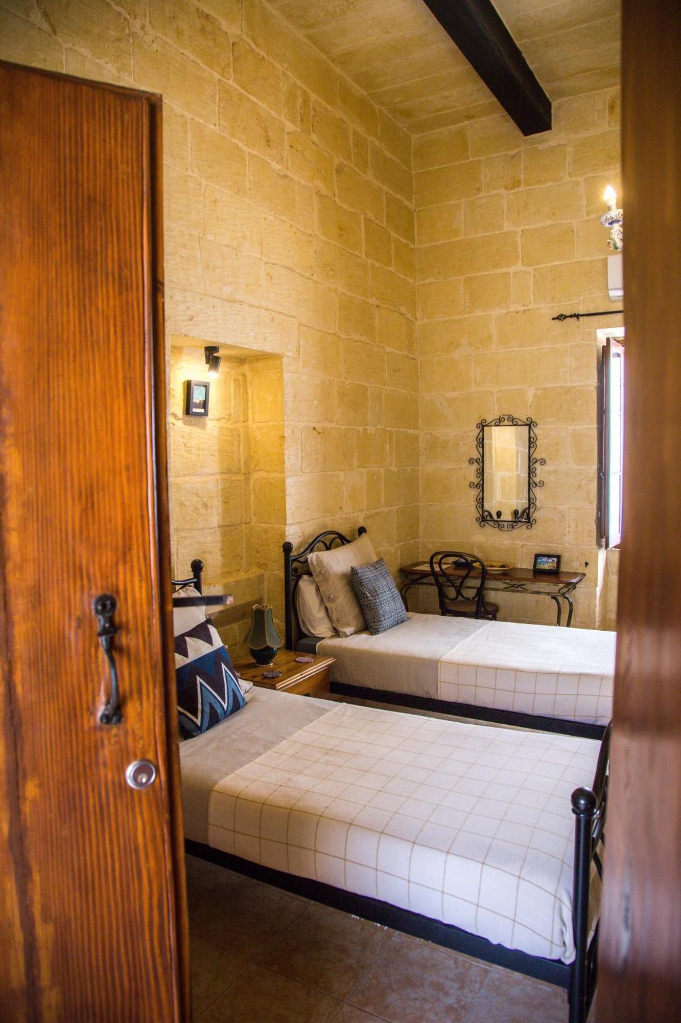 Xagħra A La Maison B&B المظهر الخارجي الصورة